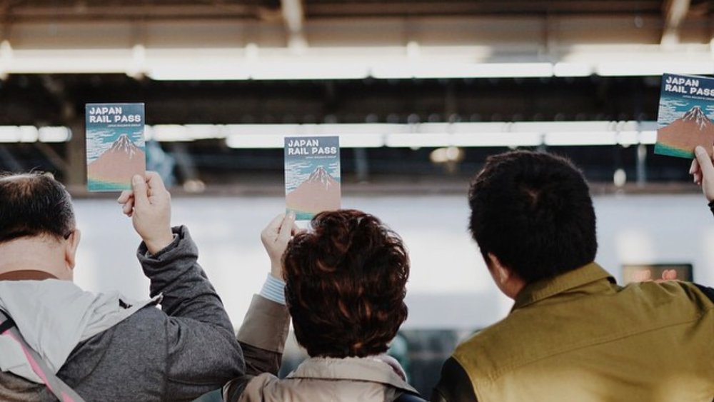 Travel easily with the JR Pass. Credits to @nuttnutty on Instagram