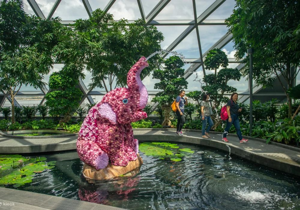 "Lạc Bước" Giữa Không Gian Xanh Tại Công Viên Canopy