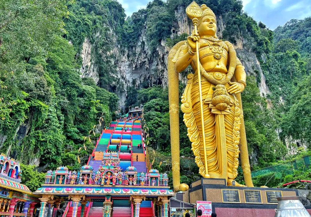 Choáng Ngợp Với Động Batu 