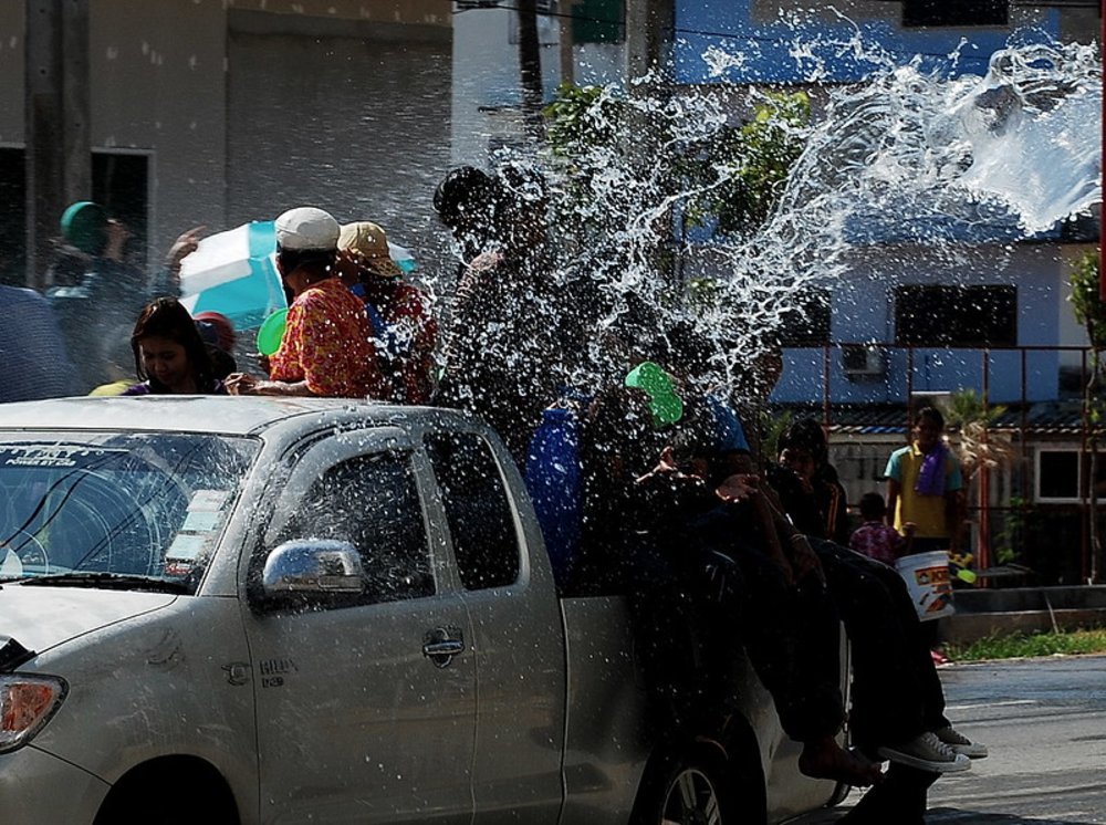 泰國潑水節流程