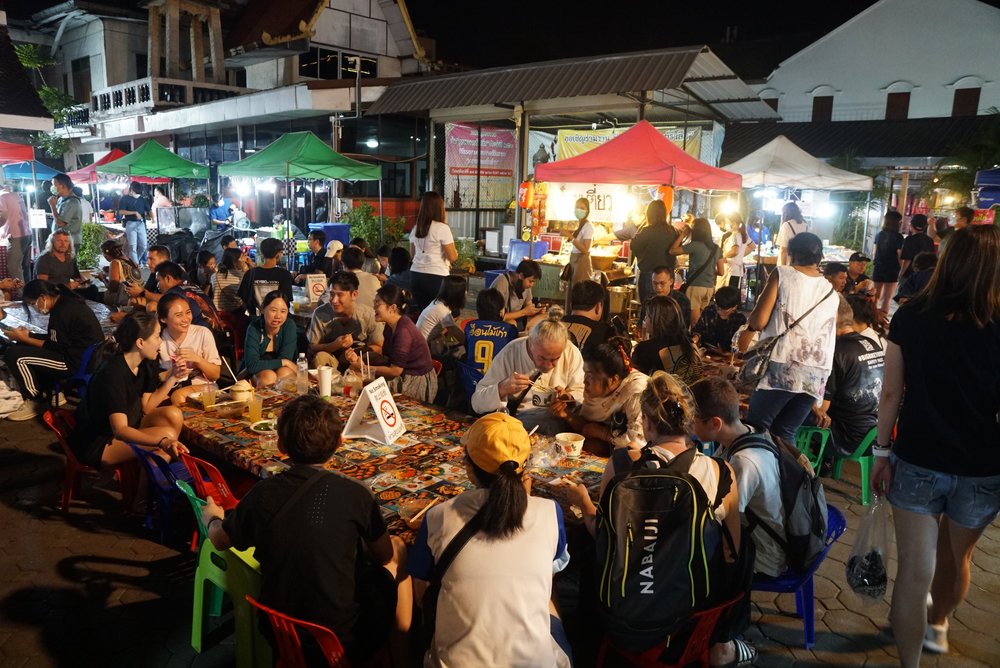 清邁自由行 | 清邁夜市 Tha Phae Gate Night Market