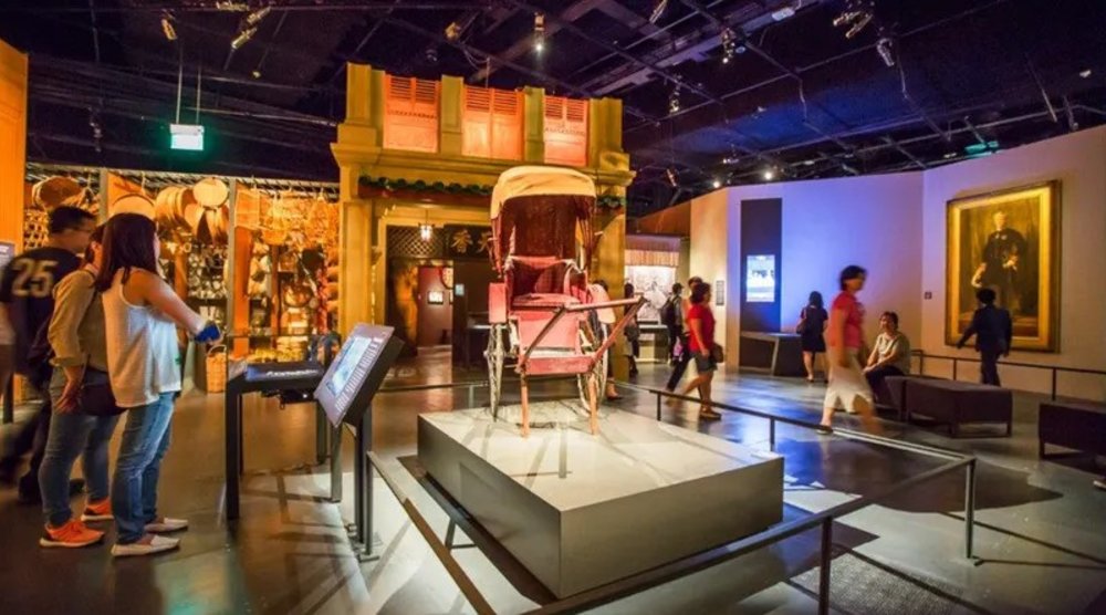 ภายในพิพิธภัณฑ์ศิลป์และศาสตร์ (ArtScience Museum)