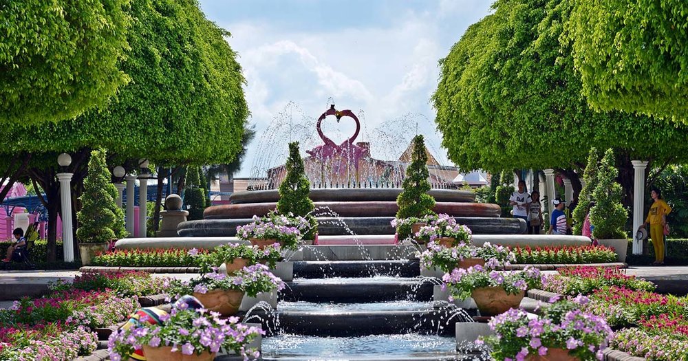 เลิฟการ์เด้นส์