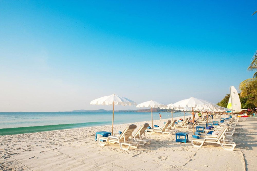 หาดทรายแก้ว หาดที่เต็มไปด้วยสิ่งอำนวยความสะดวกเพียบ | รูปภาพจาก tripgether.com