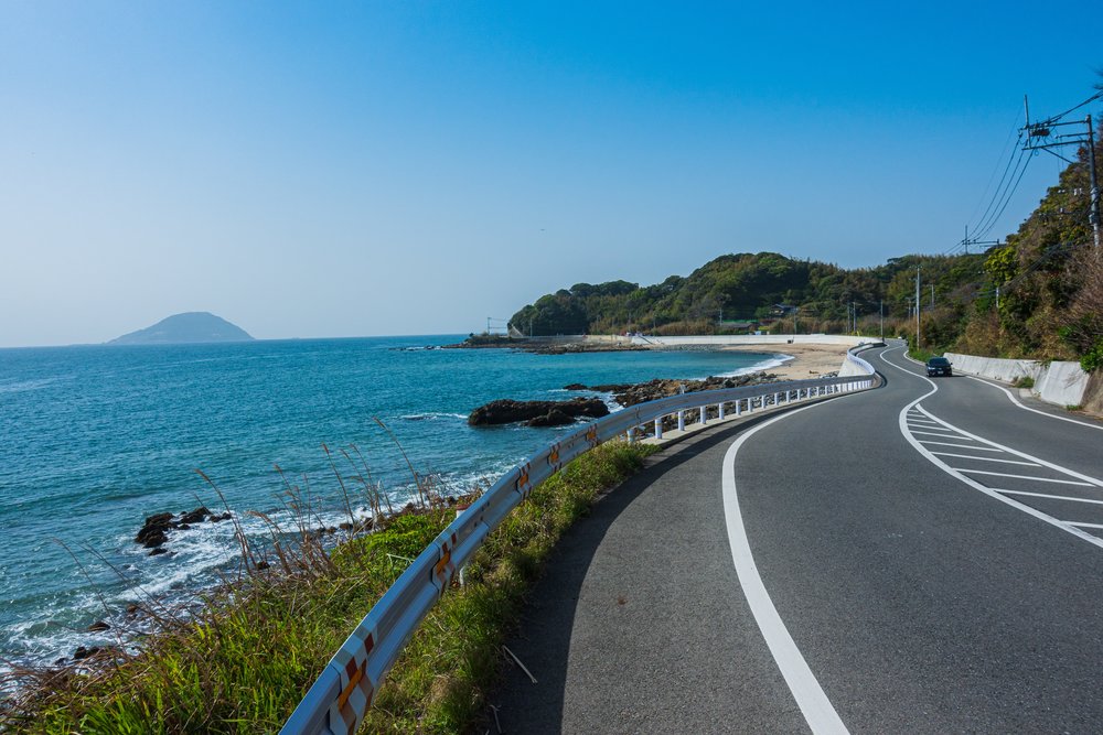 a road in Fukuoka that's by the sea