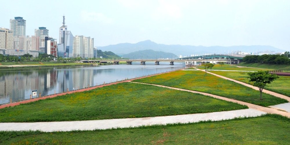 ภาพ เอ็กซ์โปพาร์ค (Expo Park) จาก: koreattrack.com