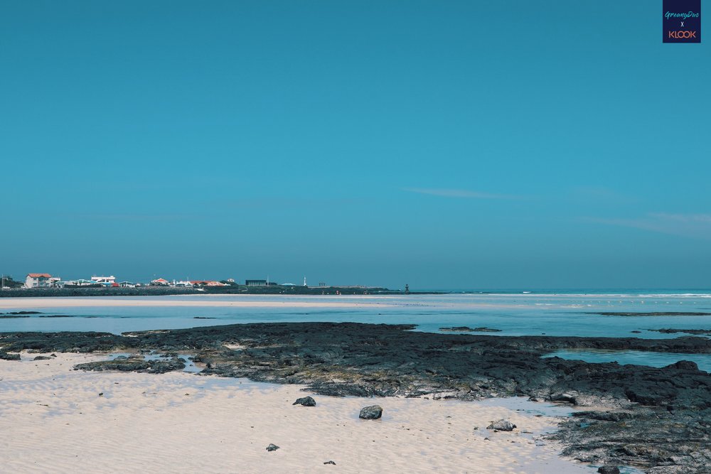 นั่งรับลมชิวๆ ที่หาดฮยอพแจและหาดกึมนึง | รูปภาพจาก www.greanyduo.com