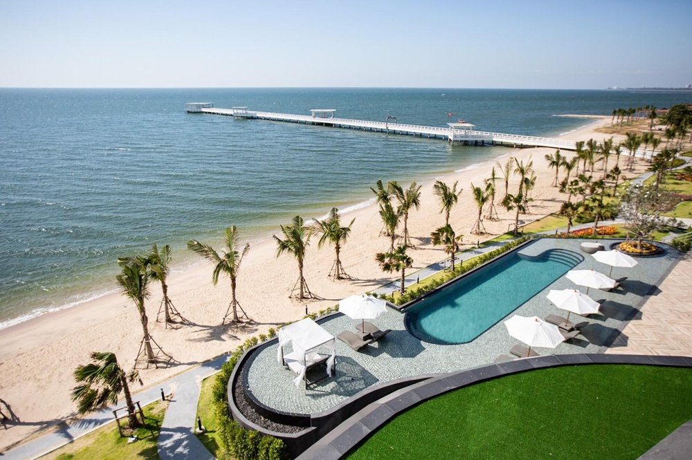 ใกล้หาดบางแสนสุด ๆ