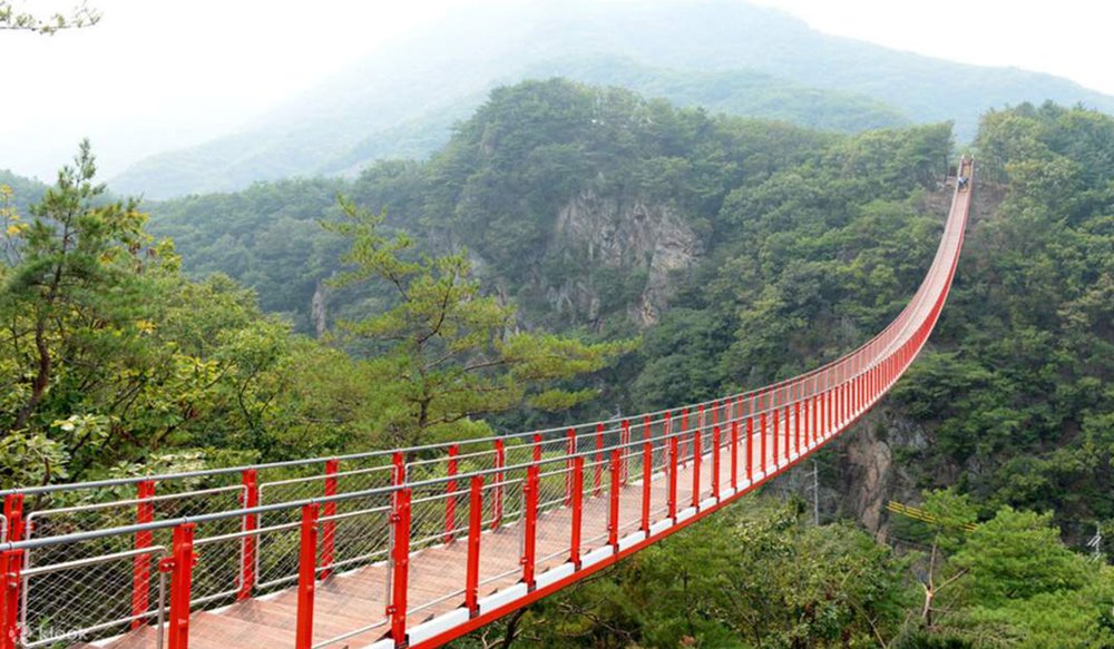 Cầu Treo Majang Lake