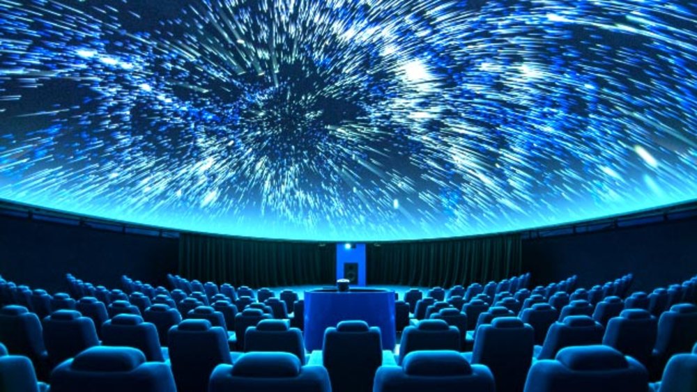 ขอบคุณรูปภาพจาก indiglowglobal l มีสถานที่เที่ยว ไปเดท ใครที่ไม่รู้จะพาแฟนหรือคนรู้ใจไปไหน ท้องฟ้าจำลอง