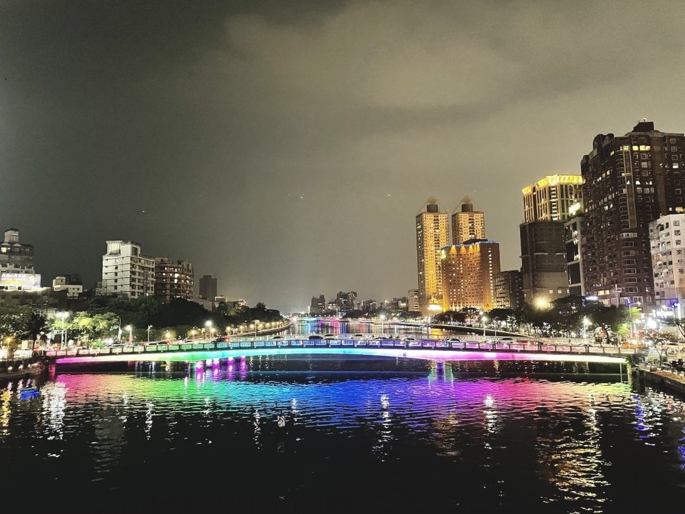 高雄 愛河 ライトアップ