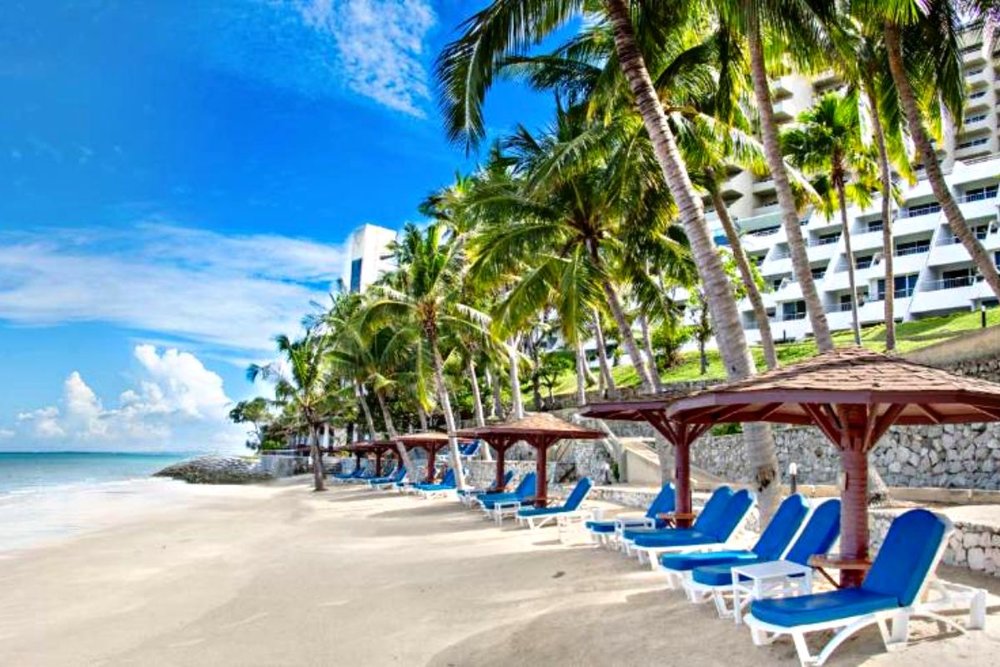 Royal Wing Suites & Spa