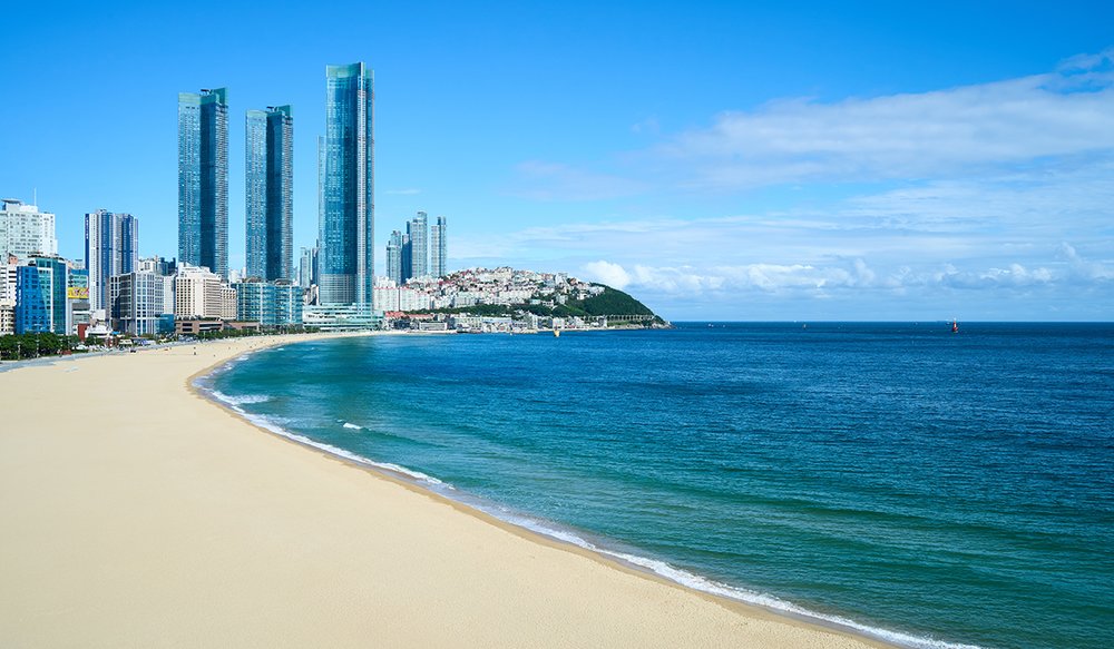 Bãi Biển Haeundae: Ngắm Hoàng Hôn Và Thưởng Thức Hải Sản