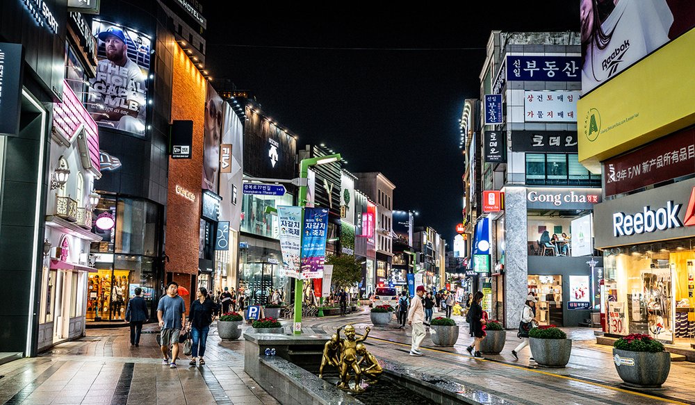 Phố Ẩm Thực Gwangbok-dong: No Căng Bụng Với "Food Tour" Đường Phố