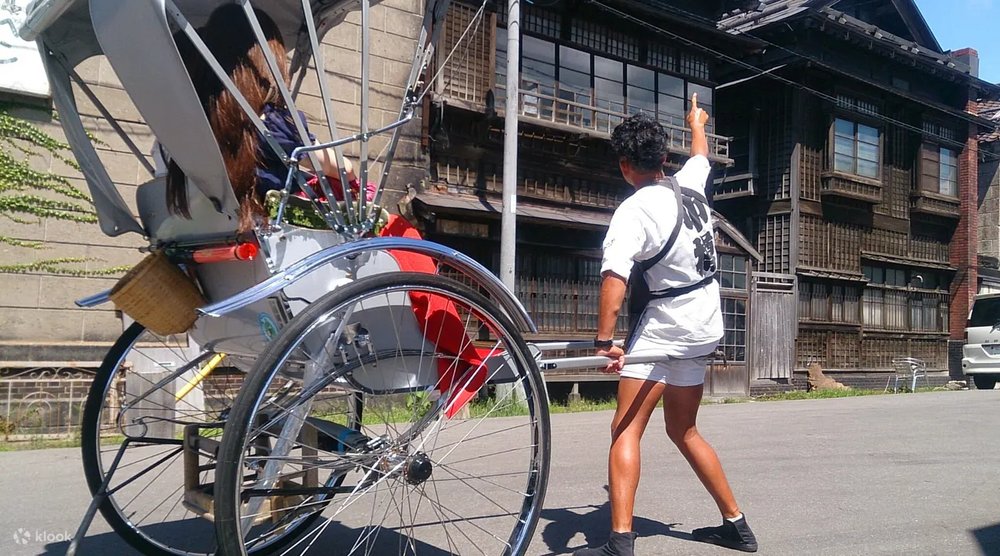 รถลากโบราณ (Rickshaw)