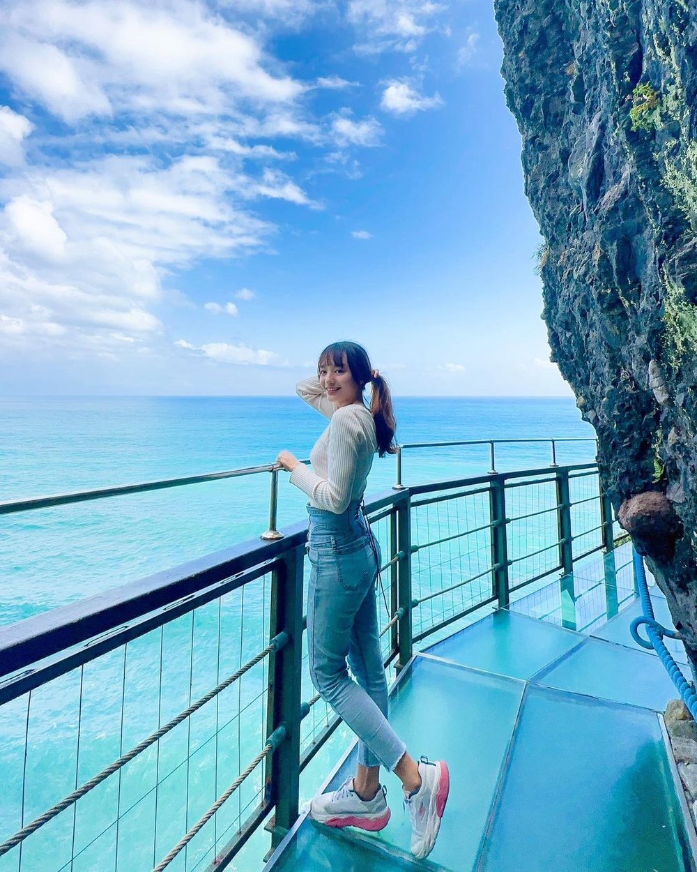 親不知子天空步道