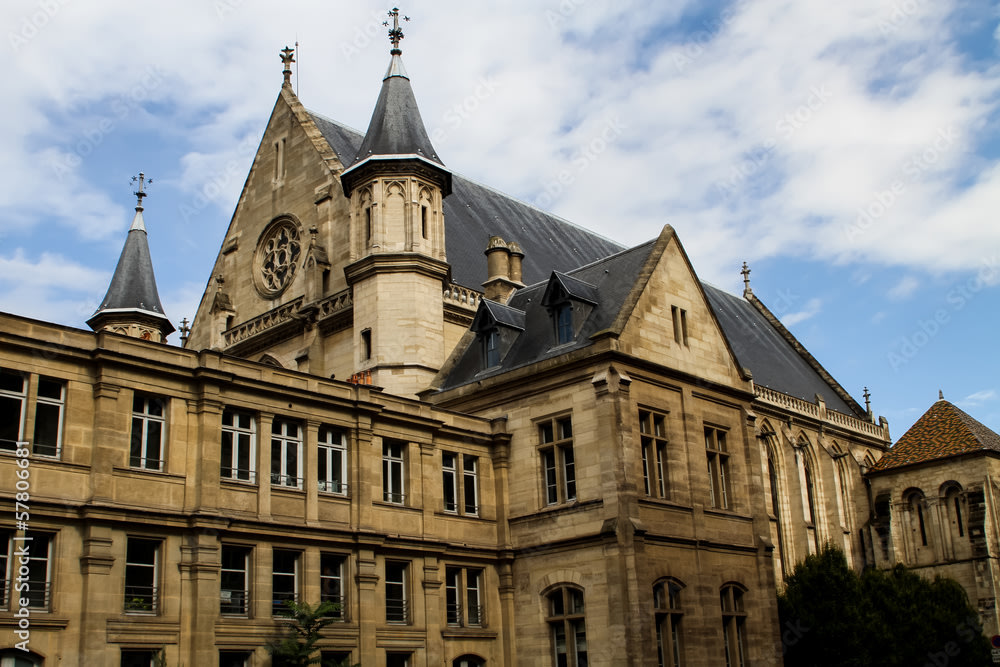 the architecture of Musée des Arts décoratifs
