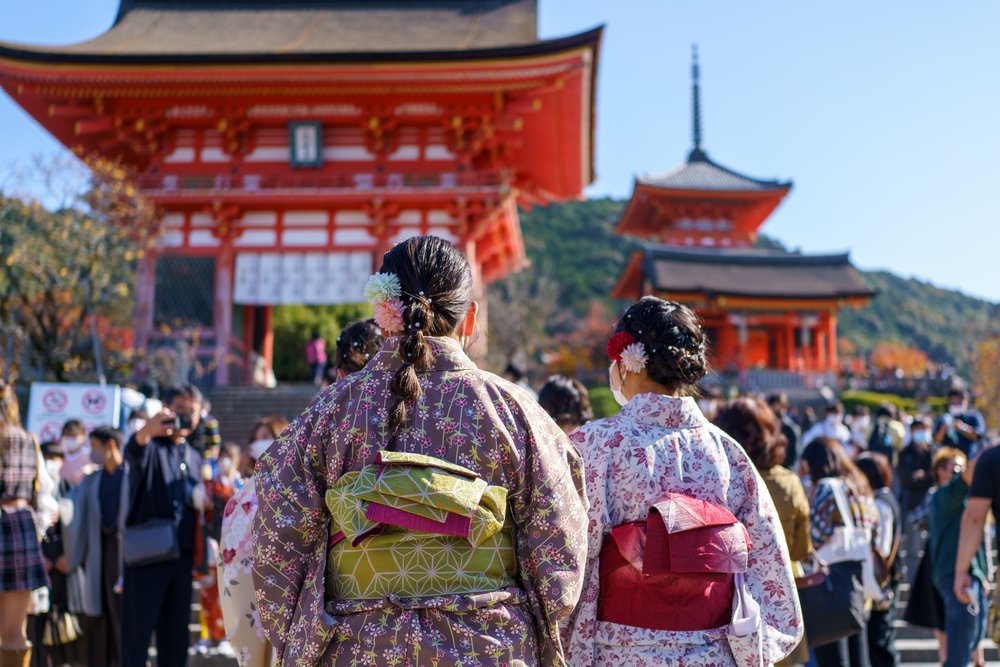women in kimono