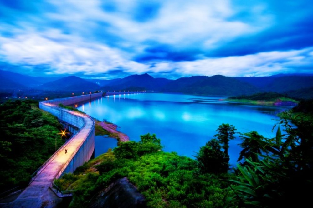 ขอบคุณรูปภากจาก Royalproject l  เที่ยว 1 วันเขื่อนขุนด่าน ที่อยู่ในบ้านท่าด่าน เต็มไปด้วยแหล่งเก็บน้ำขนาดใหญ่