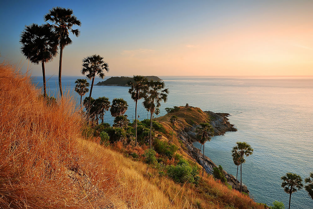 สงกรานต์ปีนี้ ขอฉลองที่ภูเก็ต