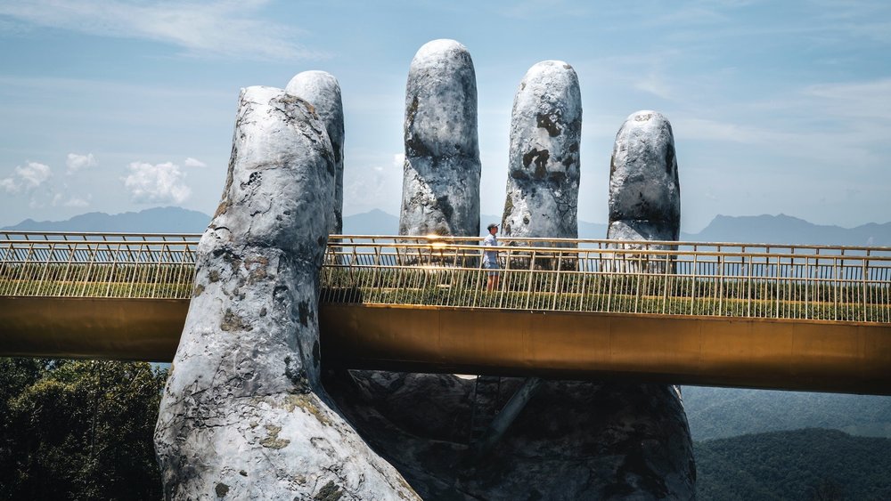 A man crossing the Golden Bridge