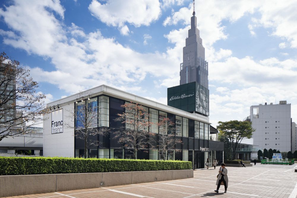 ร้านขาย Francfranc ขอบคุณภาพจาก cpocoltd