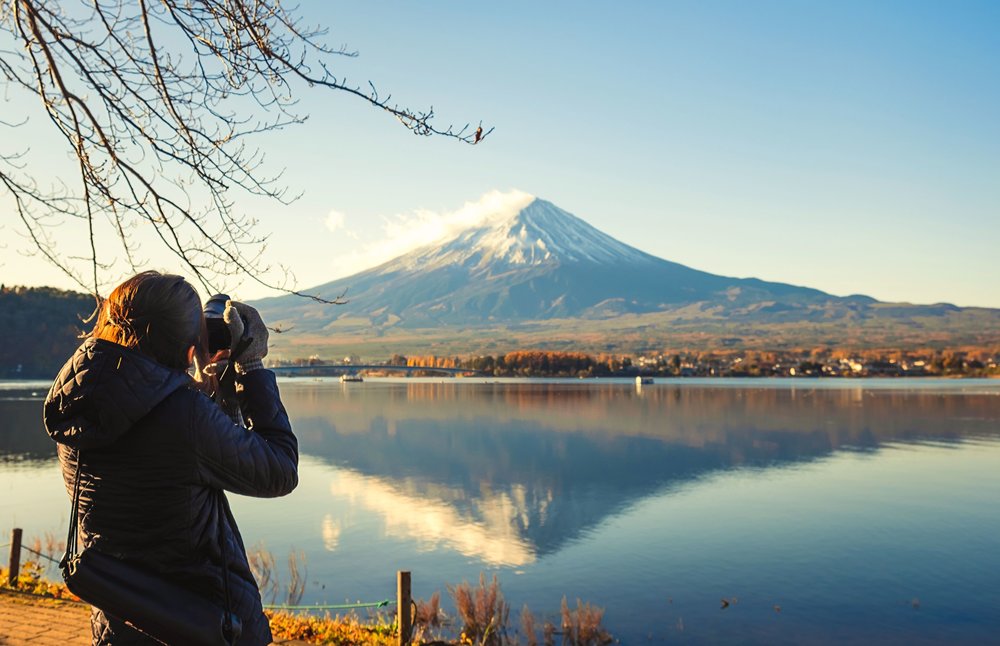 ขอบคุณรูปภาพ when or where l ที่เที่ยวสำหรับชมใบไม้เปลี่ยนสีได้ที่นี่ ทะเลสาบคาวากุจิโกะ