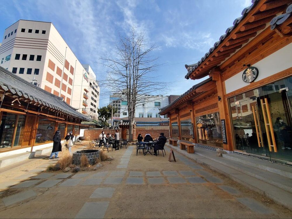 STARBUCKS COFFEE 大邱鐘路古宅店