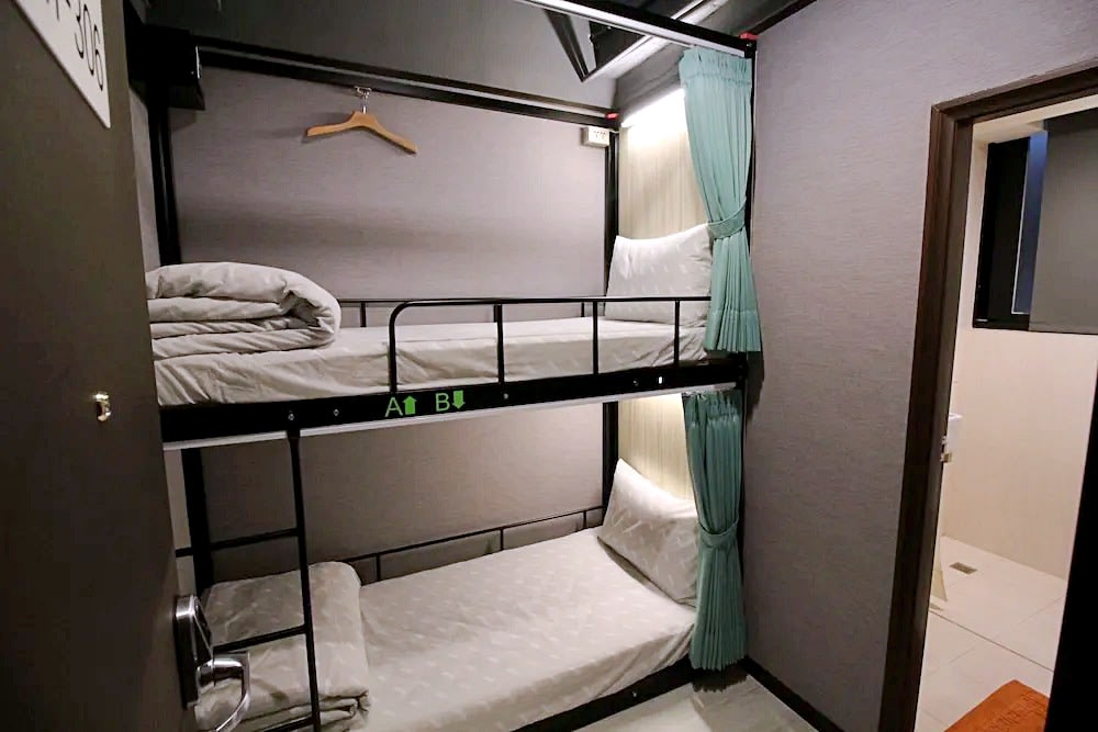 hotels in taipei under $60