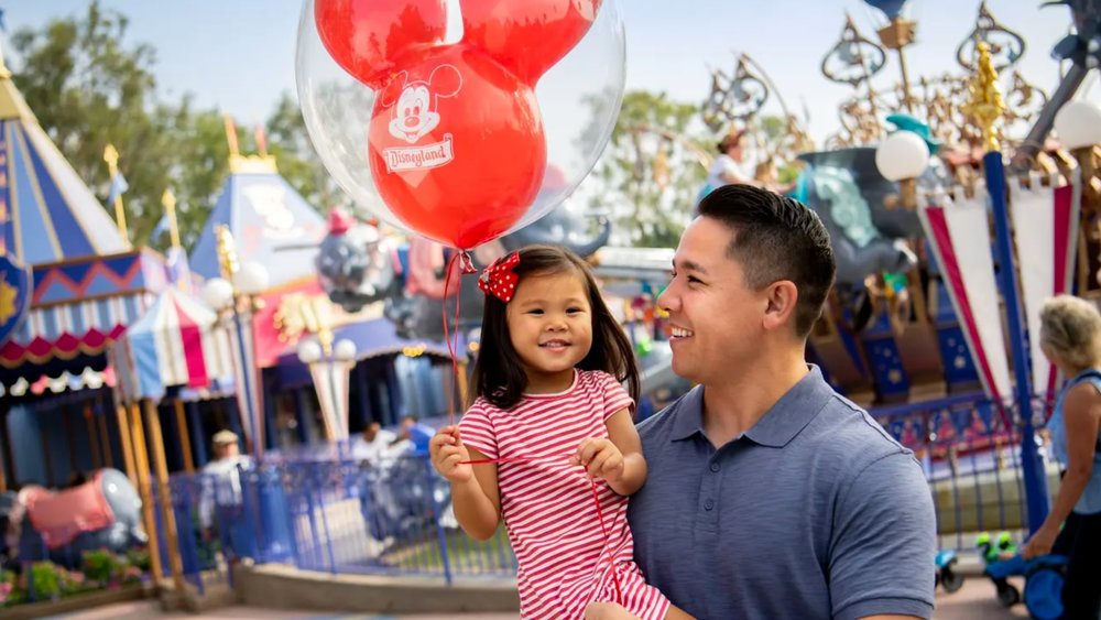 Gather up the family for a fun day at Disneyland Park! Image credits to Klook