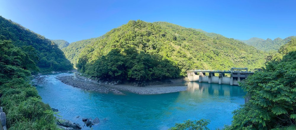 Nanshi river surrounded with green trees