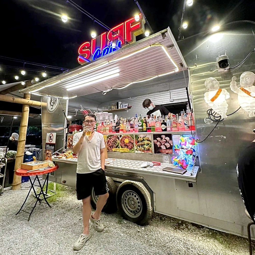 night markets in bangkok