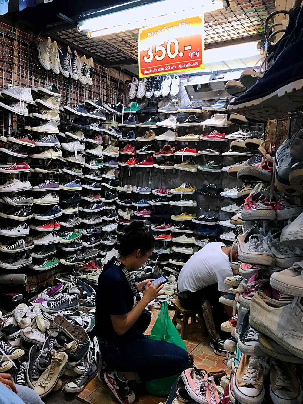 night markets in bangkok