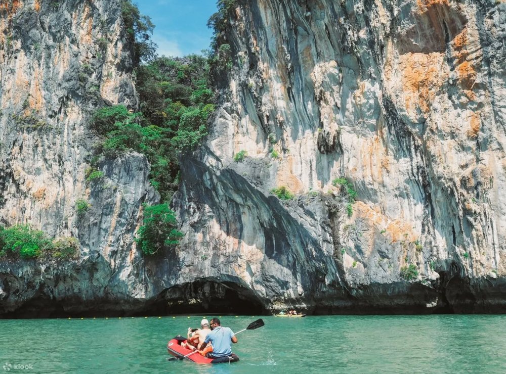 พายเรือแคนูกัน