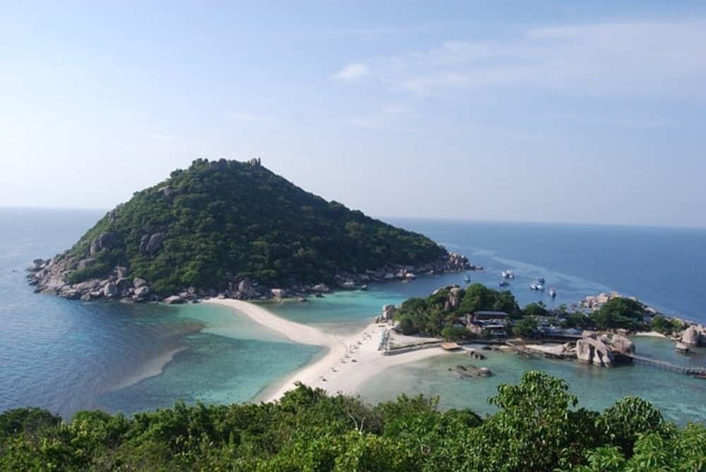 มุมสูงของเกาะนางยวน