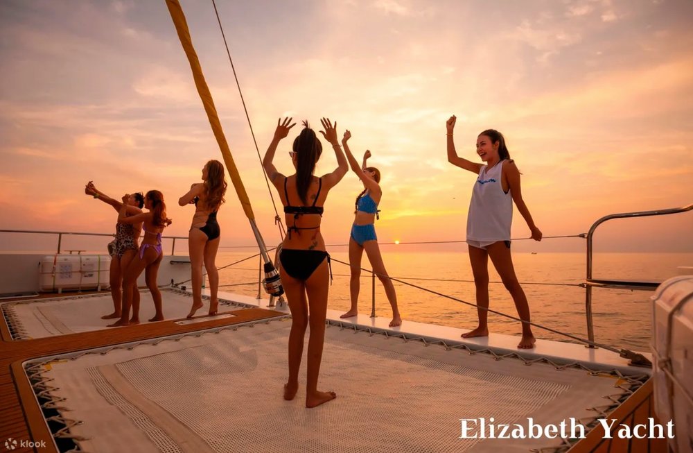 ล่องเรือยอร์ชสุดชิลล์