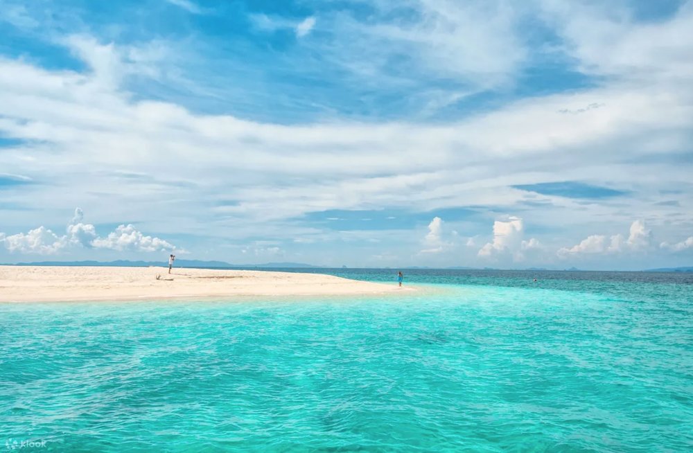 ถ่ายรูปกับวิวทะเลพาโนรามา