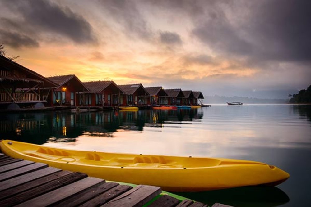 ขอบคุณรูปภาพจาก travel.kapook l ไปเที่ยวเขื่อนรัชชประภาที่สวยงาม เที่ยวชมความสวยงามแห่งธรรมชาติ เหมาะแก่การผักผ่อนสุดๆ 
