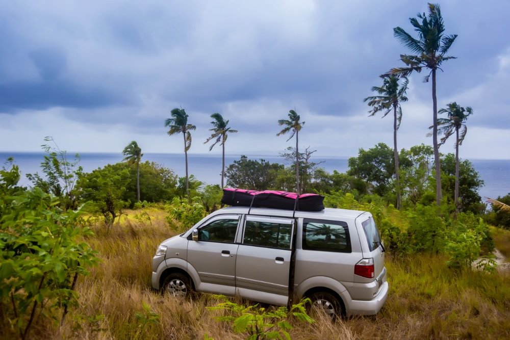 Bali サーフトリップの車