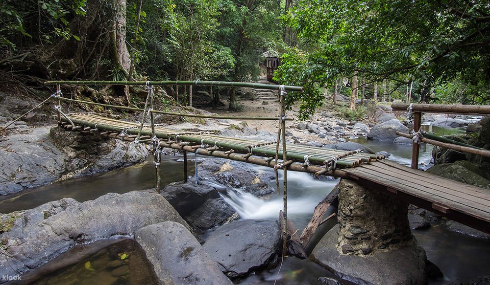 Tour Tham Quan Thác Pa-La-U & Vườn Nho Monsoon Valley