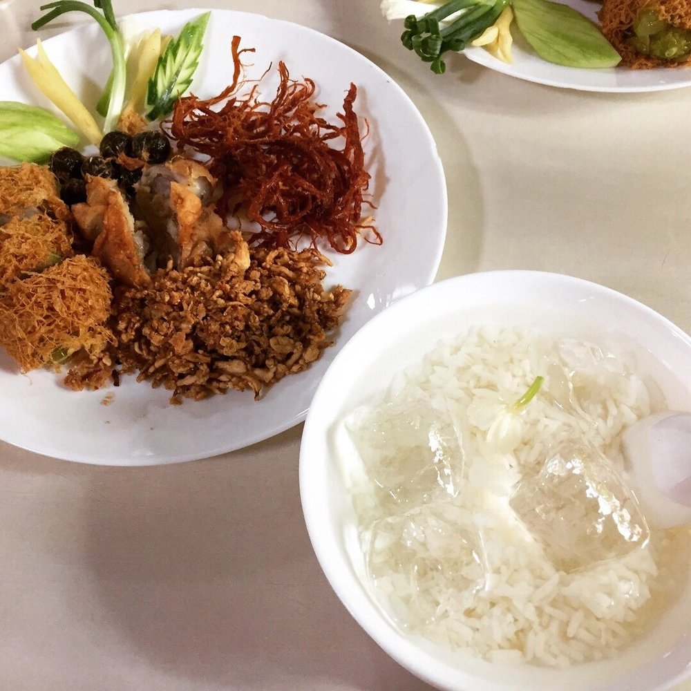 ร้านข้าวแช่สงวนศรี | ขอบคุณรูปภาพจากคุณ Rosawan