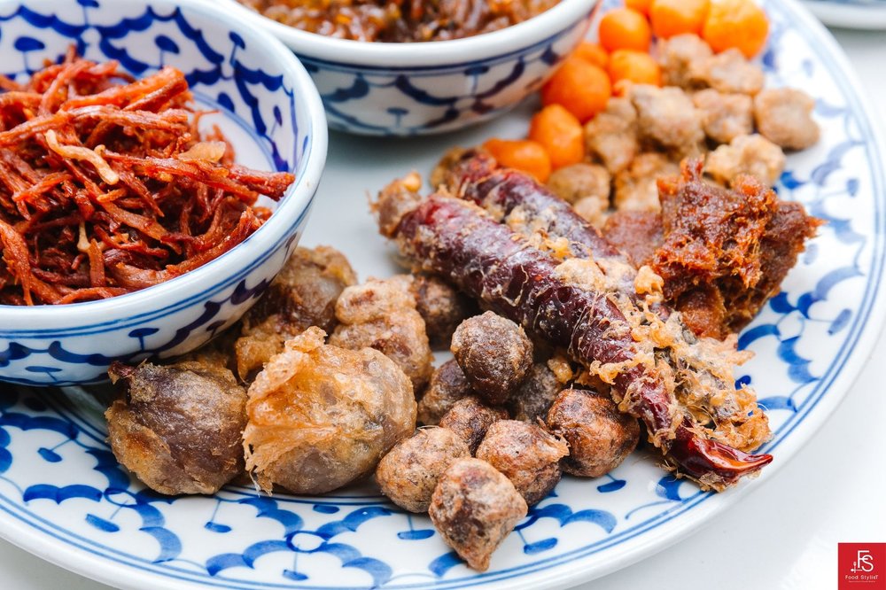 ร้านข้าวแช่น้ำดอกมะลิ ร้านอาหารสีลมวิลเลจ | ขอบคุณรูปภาพจาก facebook ร้านอาหาร สีลมวิลเลจ Silomvillage Restaurant