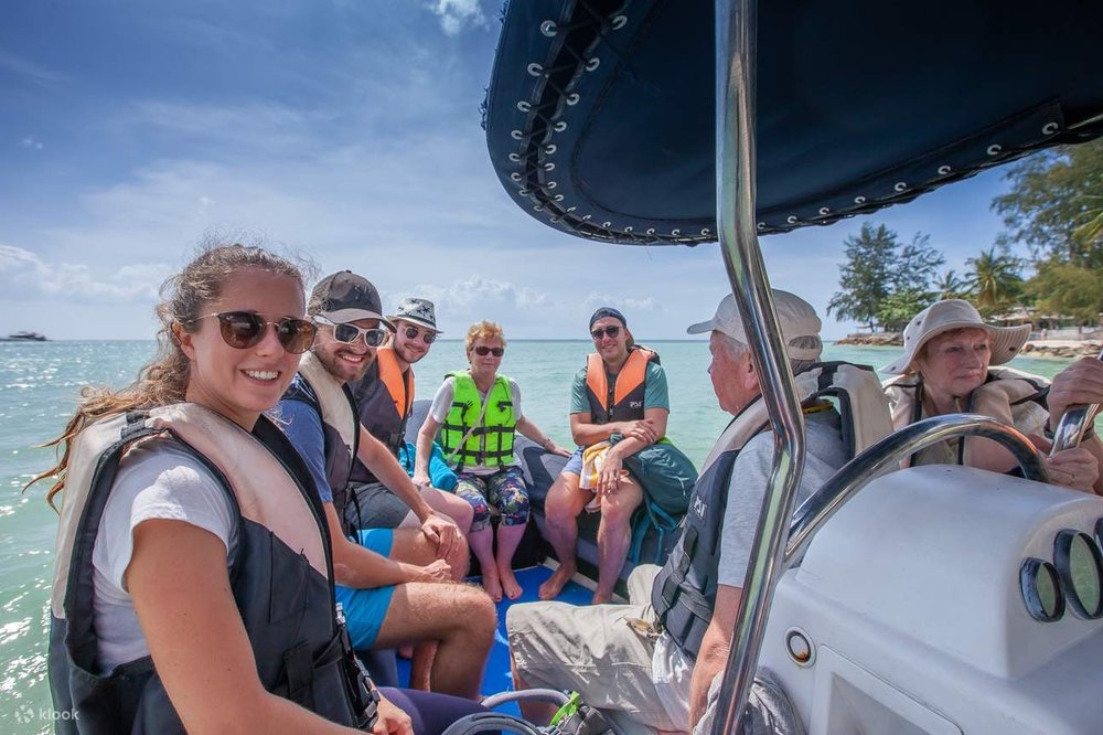 เอาใจสายชอบฝอ เที่ยวทะเลที่ไหนฝรั่งเยอะสุด