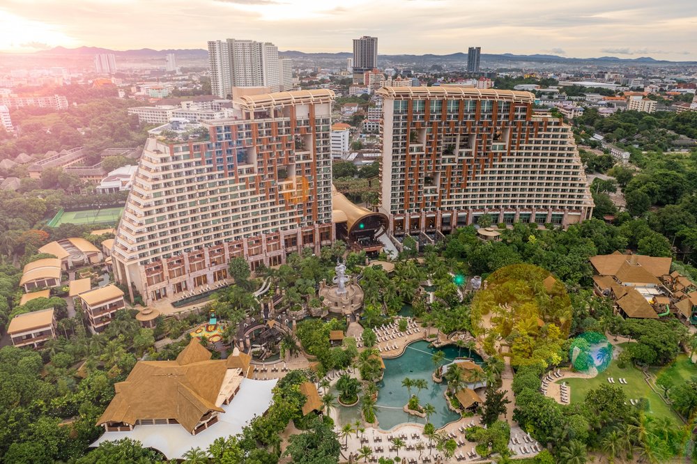สถานที่พักผ่อนพัทยา | รูปภาพจาก facebook Centara Grand Mirage Beach Resort Pattaya