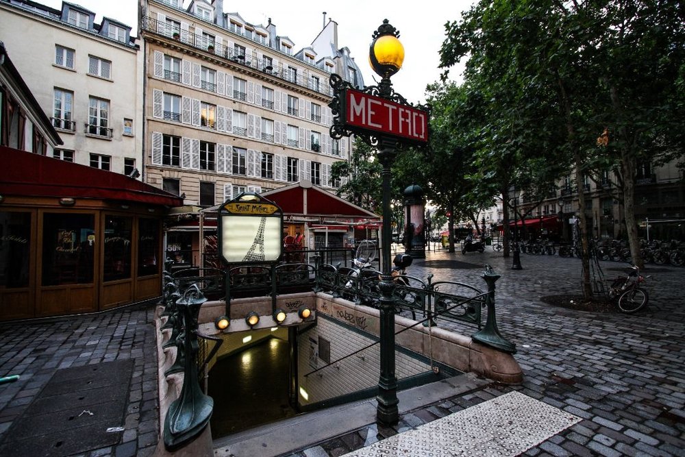 メトロ（地下鉄）