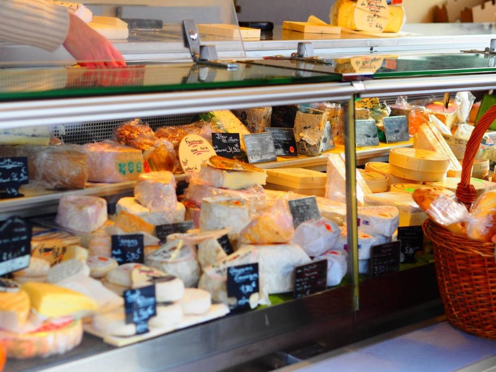 マルシェのチーズ