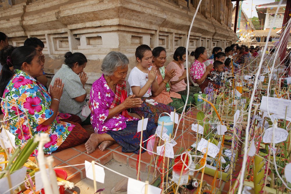 ขอบคุณรูปภาพจาก nairoobro l เล่นน้ำสงกรานต์ ในช่วง 12-15 เมษายน 66 ท่องเที่ยวที่ภาคอีสานที่คุณ ม่วน สนุก เอ็นจอยแบบจัดเต็ม