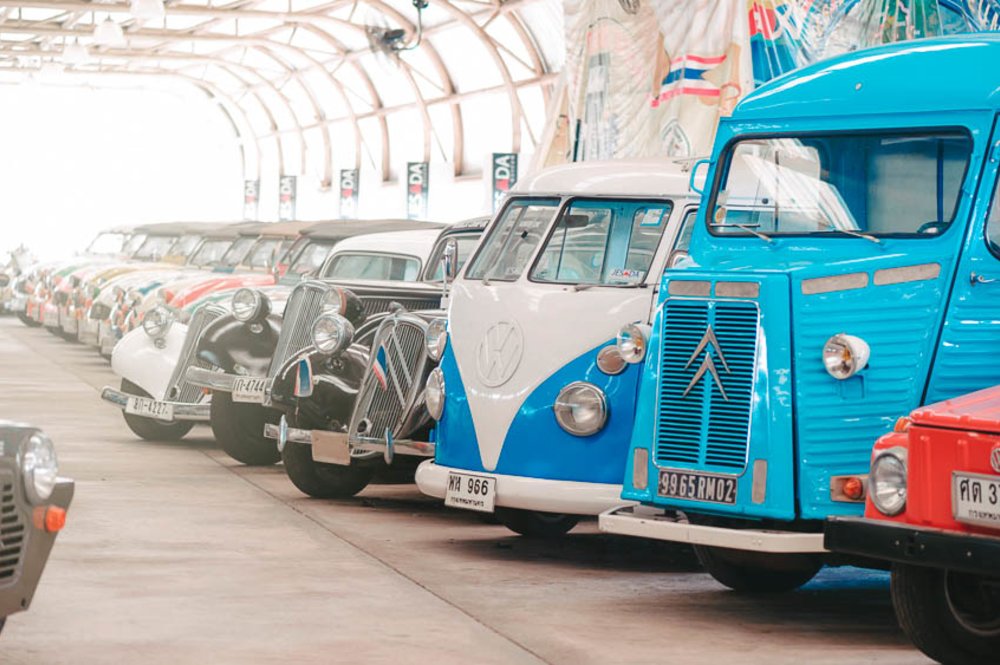 ขอบคุณรูปภาพจาก RB_Media l รถคลาสสิค เจษฎา มิวเซียม ที่เที่ยวนครปฐม