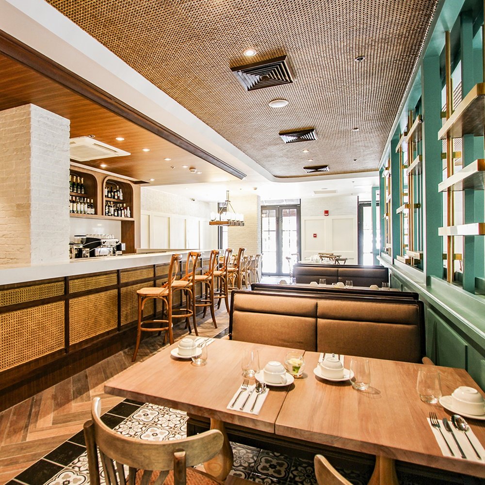 La Plaza dining area