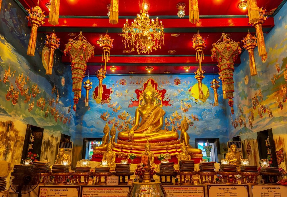 แวะไหว้พระที่วัดท่าการ้อง | ขอบคุณรูปภาพจากททท.